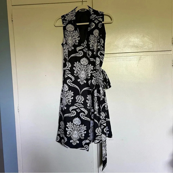 Ann Taylor Black White Damask Print Wrap Sleeveless Dress Size 2 - Picture 1 of 9